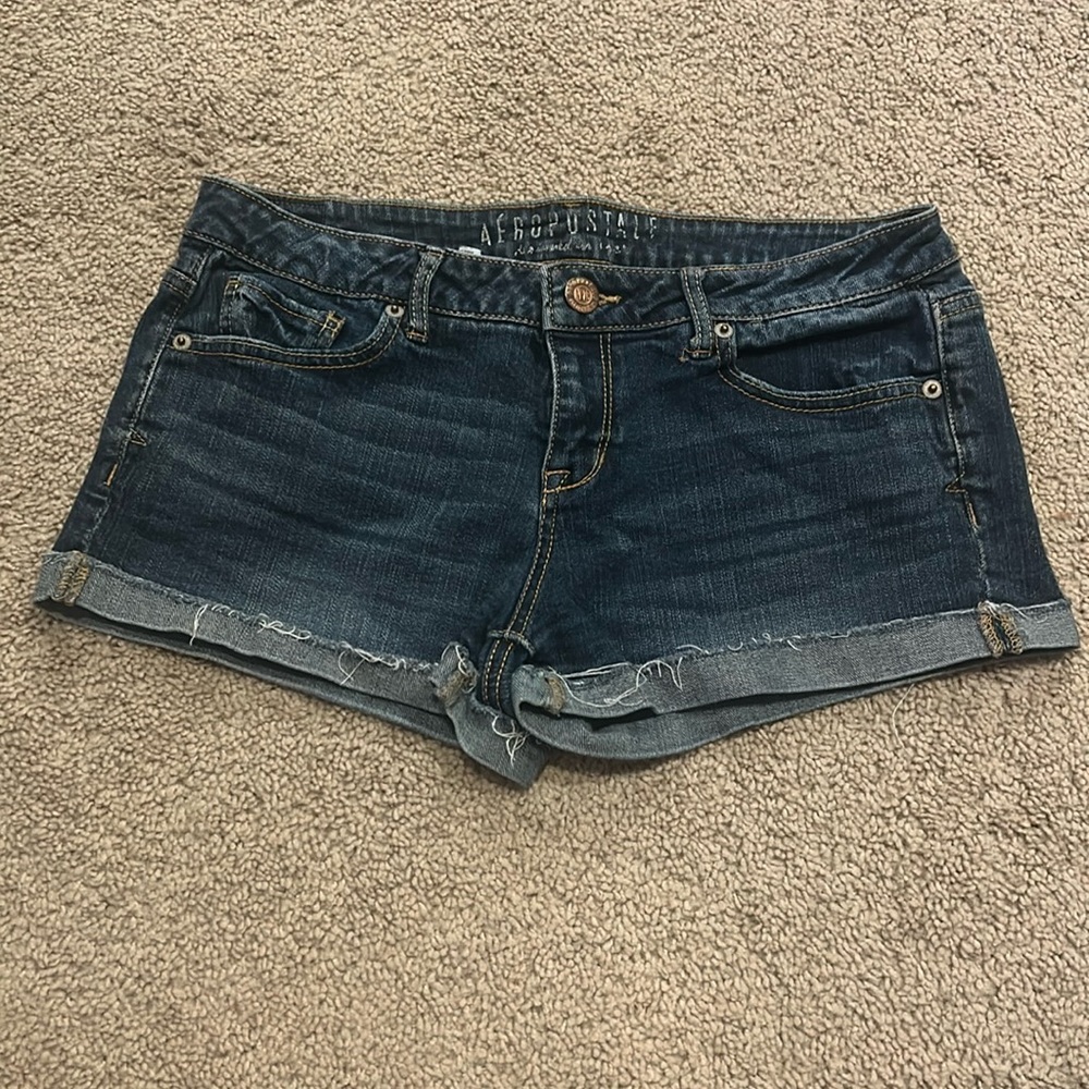 Juniors denim shorts.